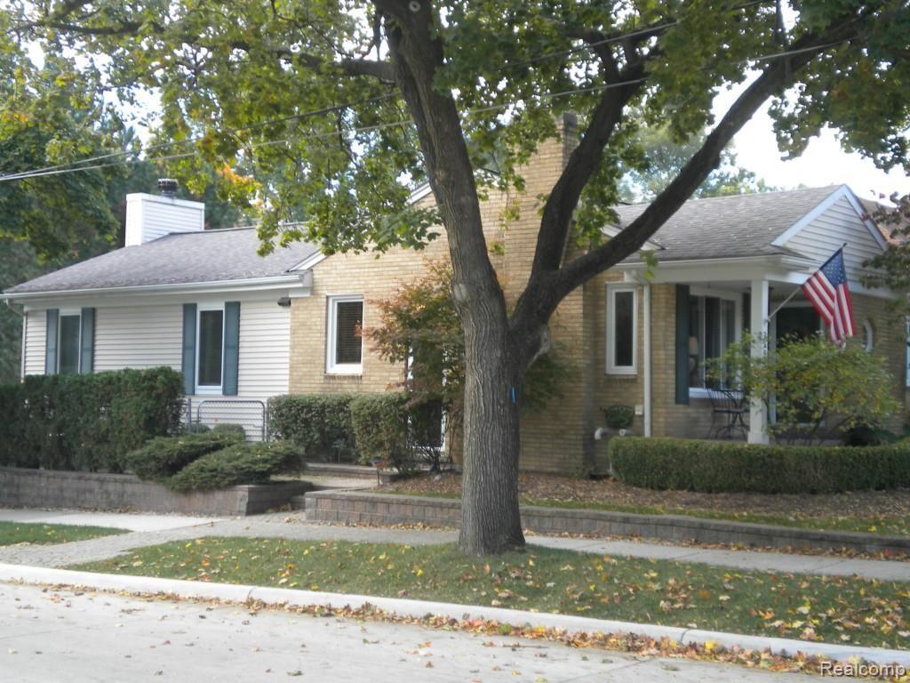 2598 Manchester Road Birmingham, MI 48009 - Photo 26 of 27 2598 Manchester Wolfe 059.jpg