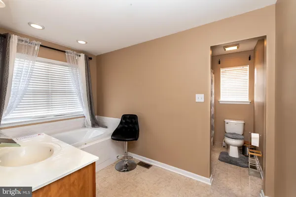 $519,900 | 102 Lauren Court, Landisville, NJ 08326