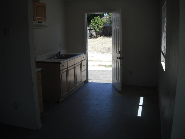 30 Natividad Road North Salinas, CA 93906 - Photo 5 of 12 Gallery Image 5