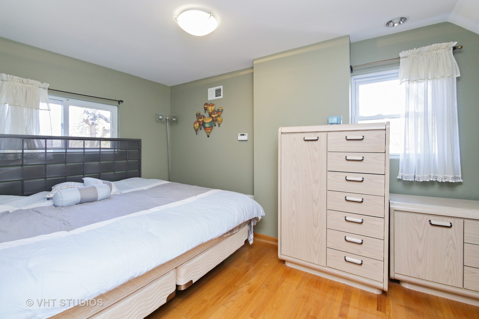 23 West Algonquin Road Des Plaines, IL 60018 - Photo 13 of 18