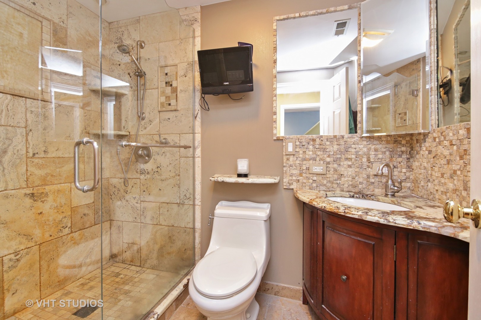 23 West Algonquin Road Des Plaines, IL 60018 - Photo 16 of 18