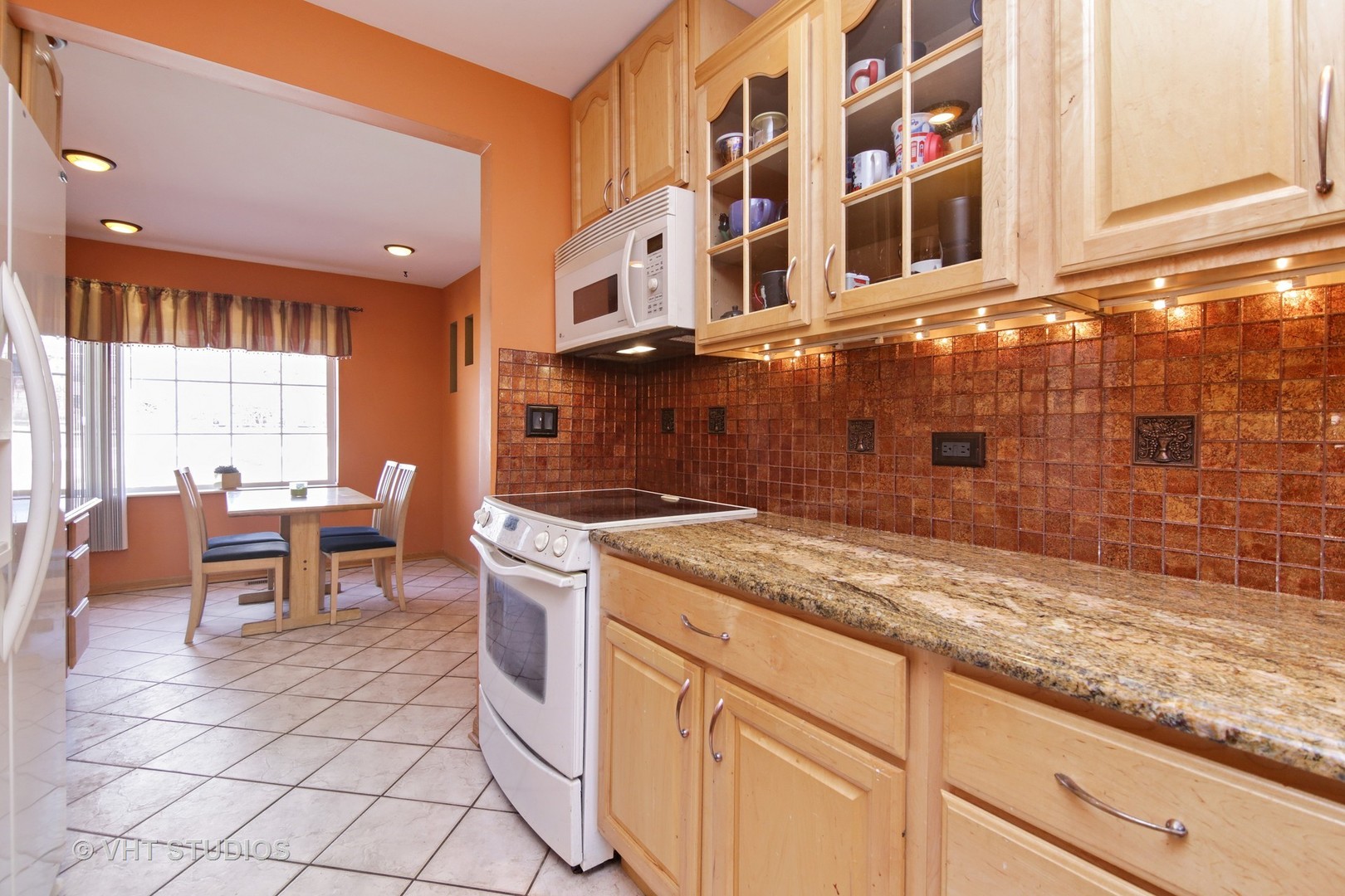23 West Algonquin Road Des Plaines, IL 60018 - Photo 7 of 18