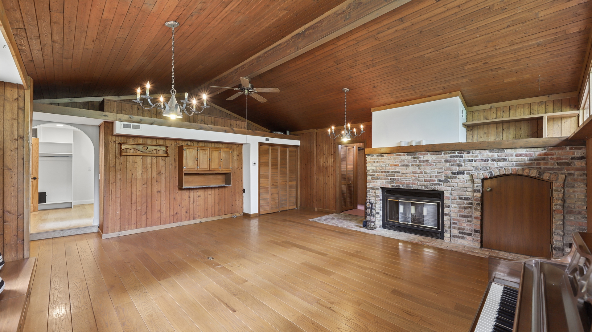 28W521 Purnell Road West Chicago, IL 60185 - Photo 24 of 39