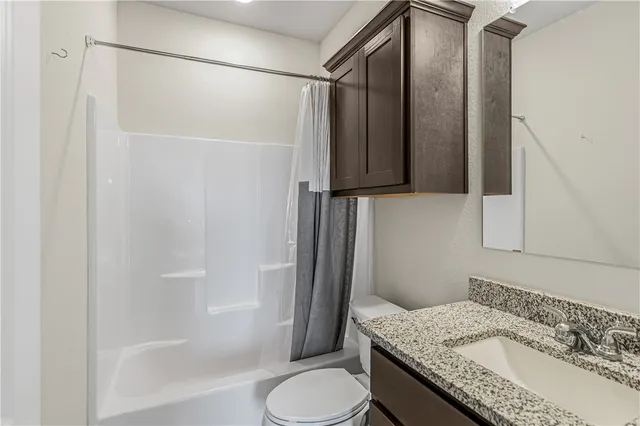 $2,100 | 411 Fort Dix Lane, Caldwell, TX 77836