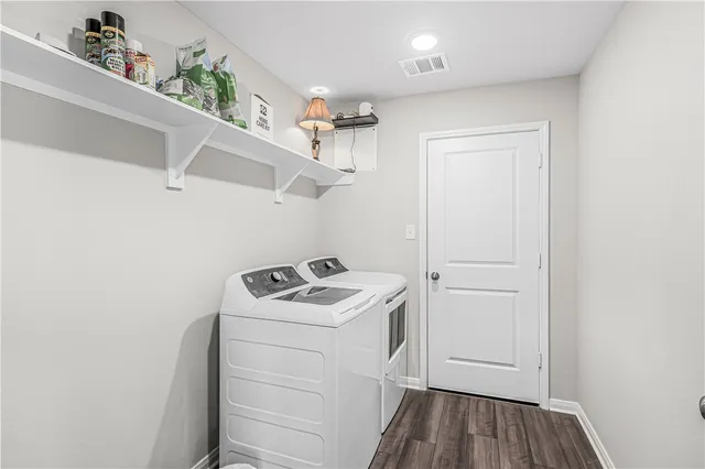 $2,100 | 411 Fort Dix Lane, Caldwell, TX 77836