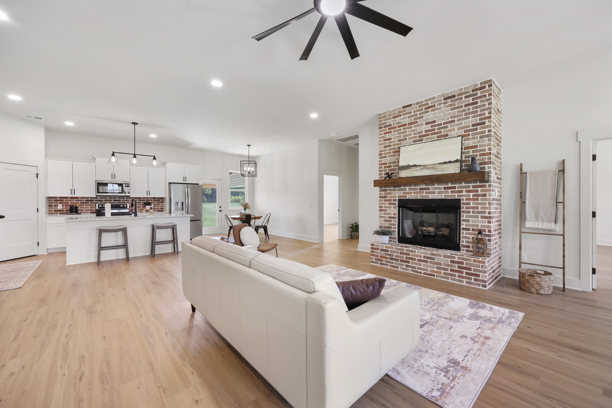 4031 Wells Road Springfield, TN 37172 - Photo 3 of 44 Gallery Image 3