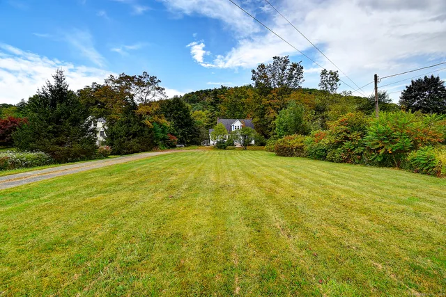 $300,000 | 331 Colebrook Road, Winchester, CT 06098