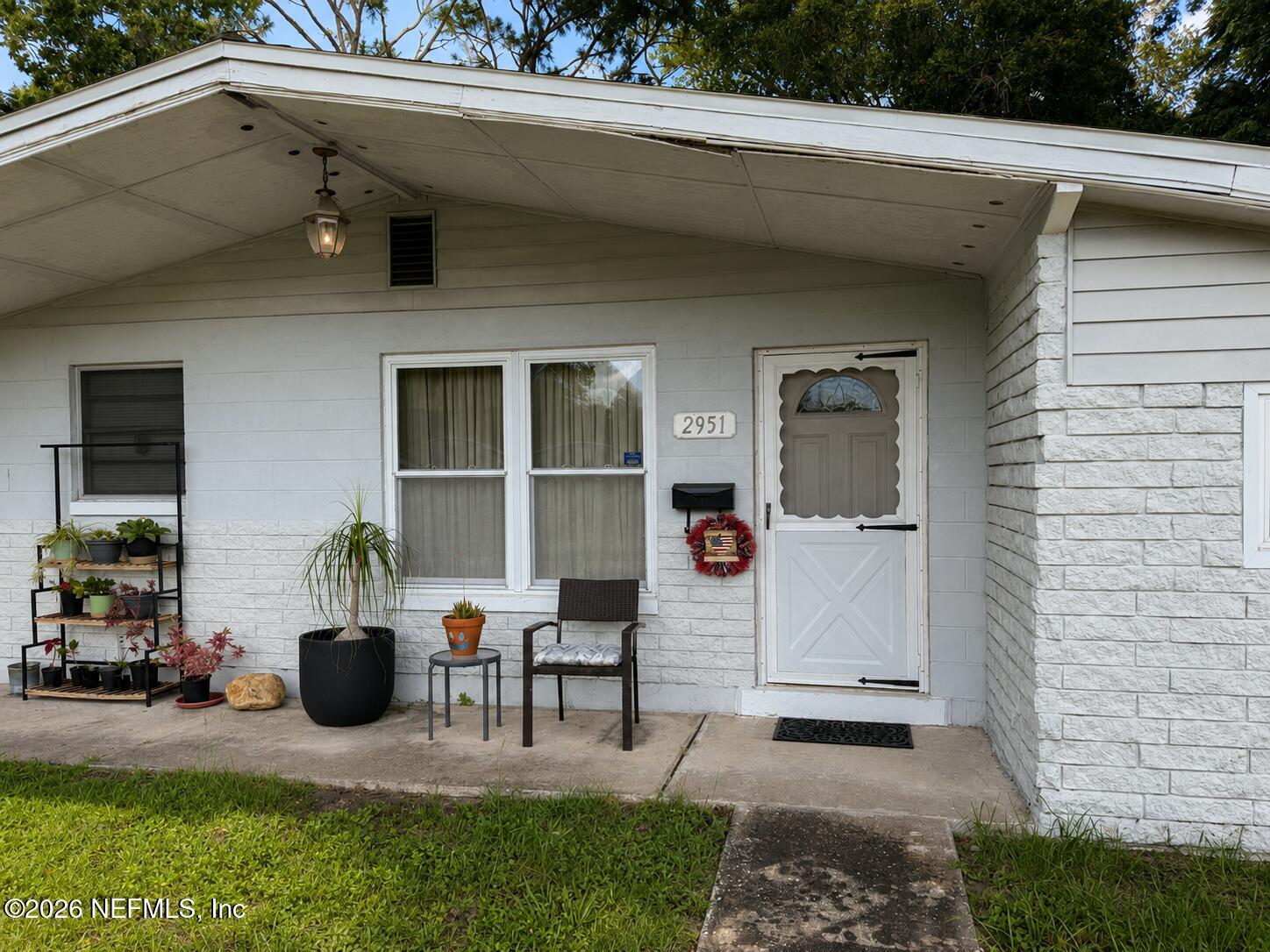 2951 Sandhurst Road East Jacksonville, FL 32277 - Photo 3 of 18 Front of Home