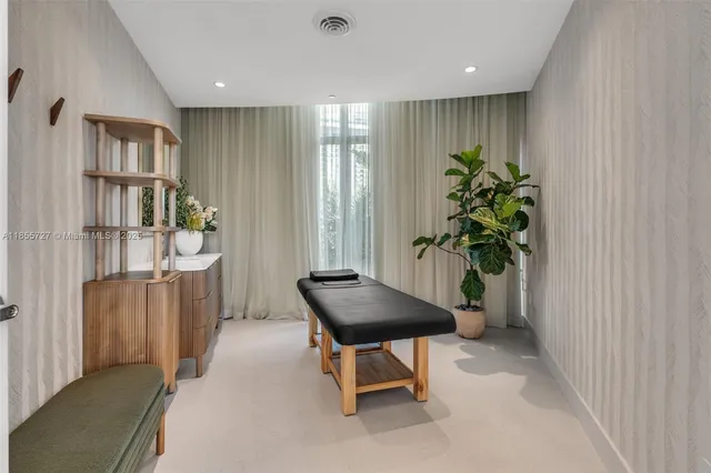 $1,895,000 | 700 Northeast 24th Street, Unit 1806, Miami, FL 33137