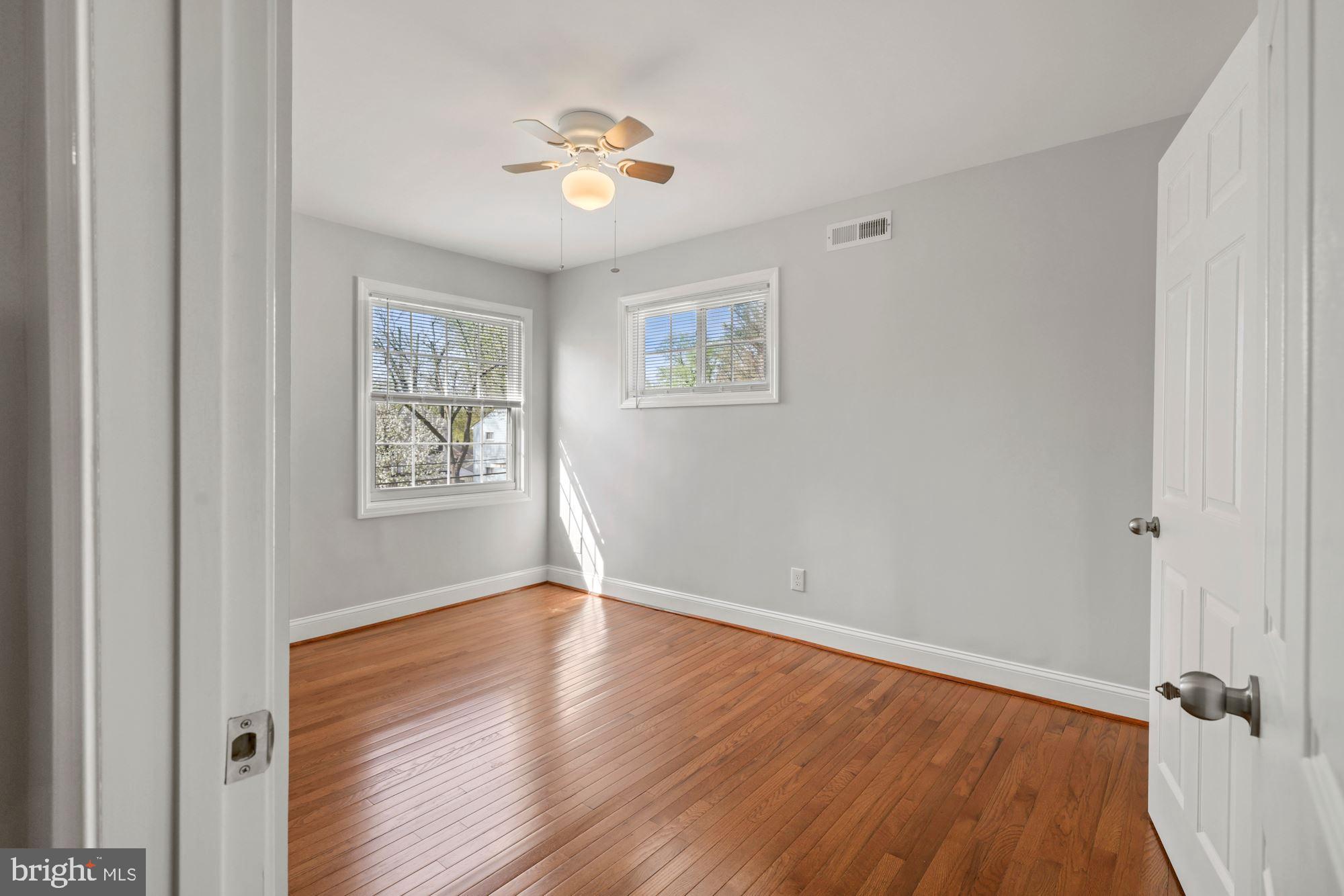 12211 Centerhill Street Silver Spring, MD 20902 - Photo 14 of 33 Gallery Image 14