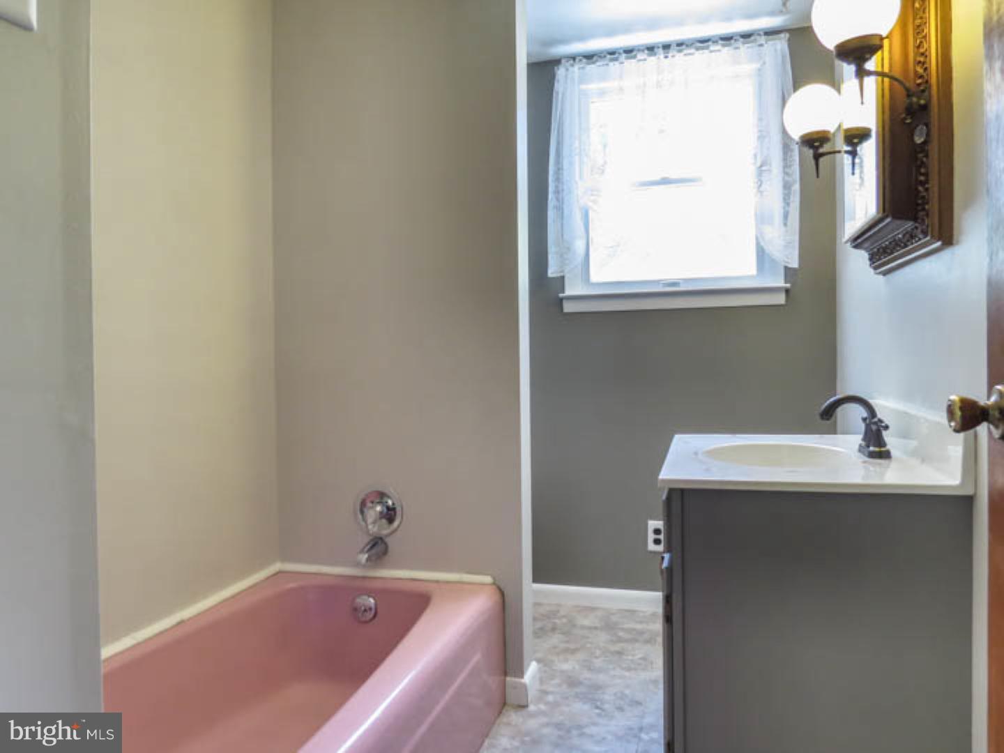 108 Berlin Road South Lindenwold, NJ 08021 - Photo 9 of 20 Gallery Image 9