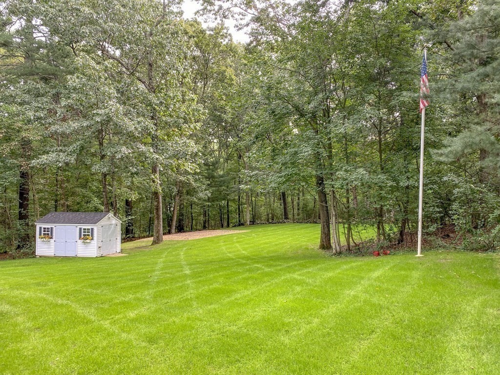 6 Bunker Road Medfield, MA 02052 - Photo 3 of 42 Gallery Image 3