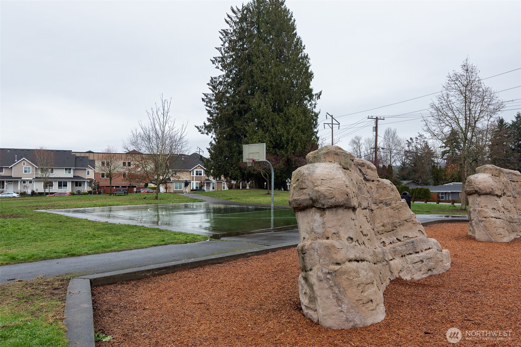 4010 Northeast 3rd Court Renton, WA 98056 - Photo 24 of 25 Gallery Image 24
