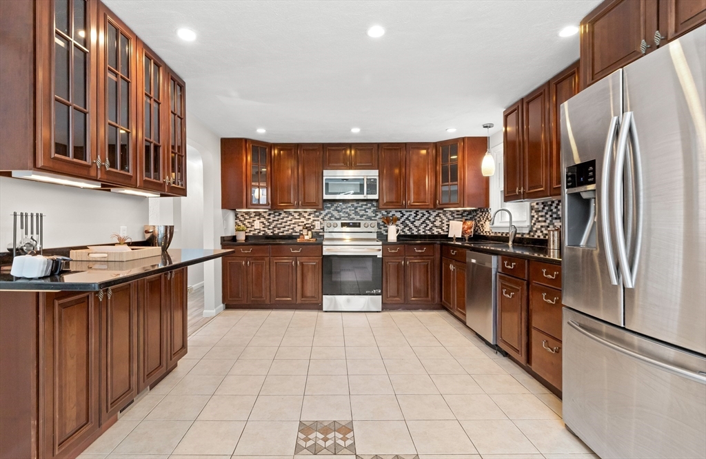 25 Mill Road Wilmington, MA 01887 - Photo 11 of 41 Gallery Image 11