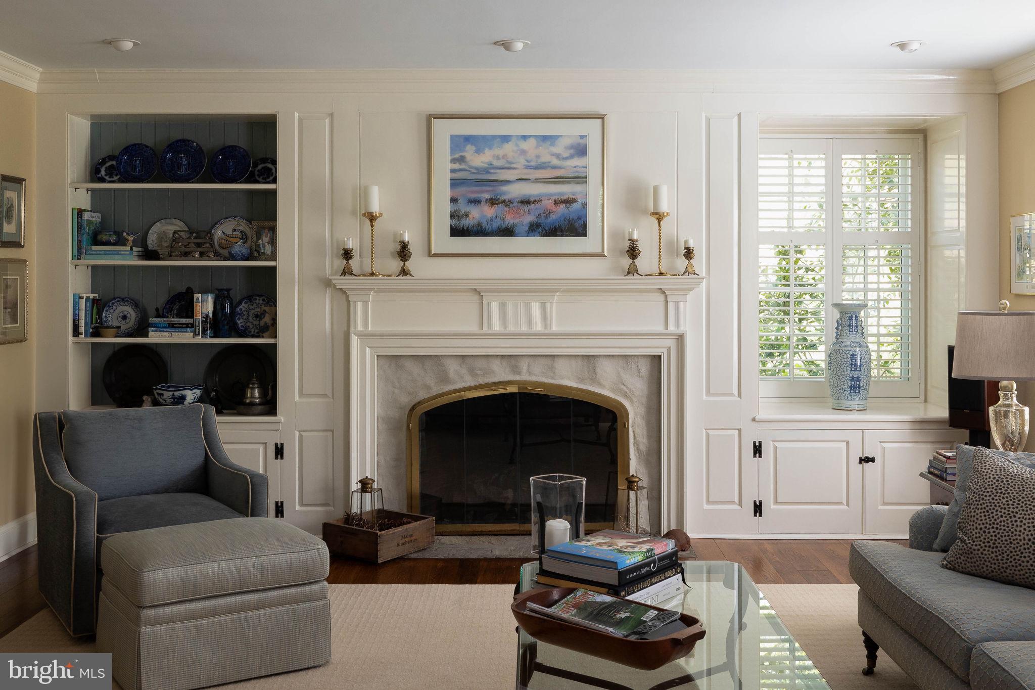 900 Overbrook Road Wilmington, DE 19807 - Photo 13 of 70 Stone gas fireplace with built ins