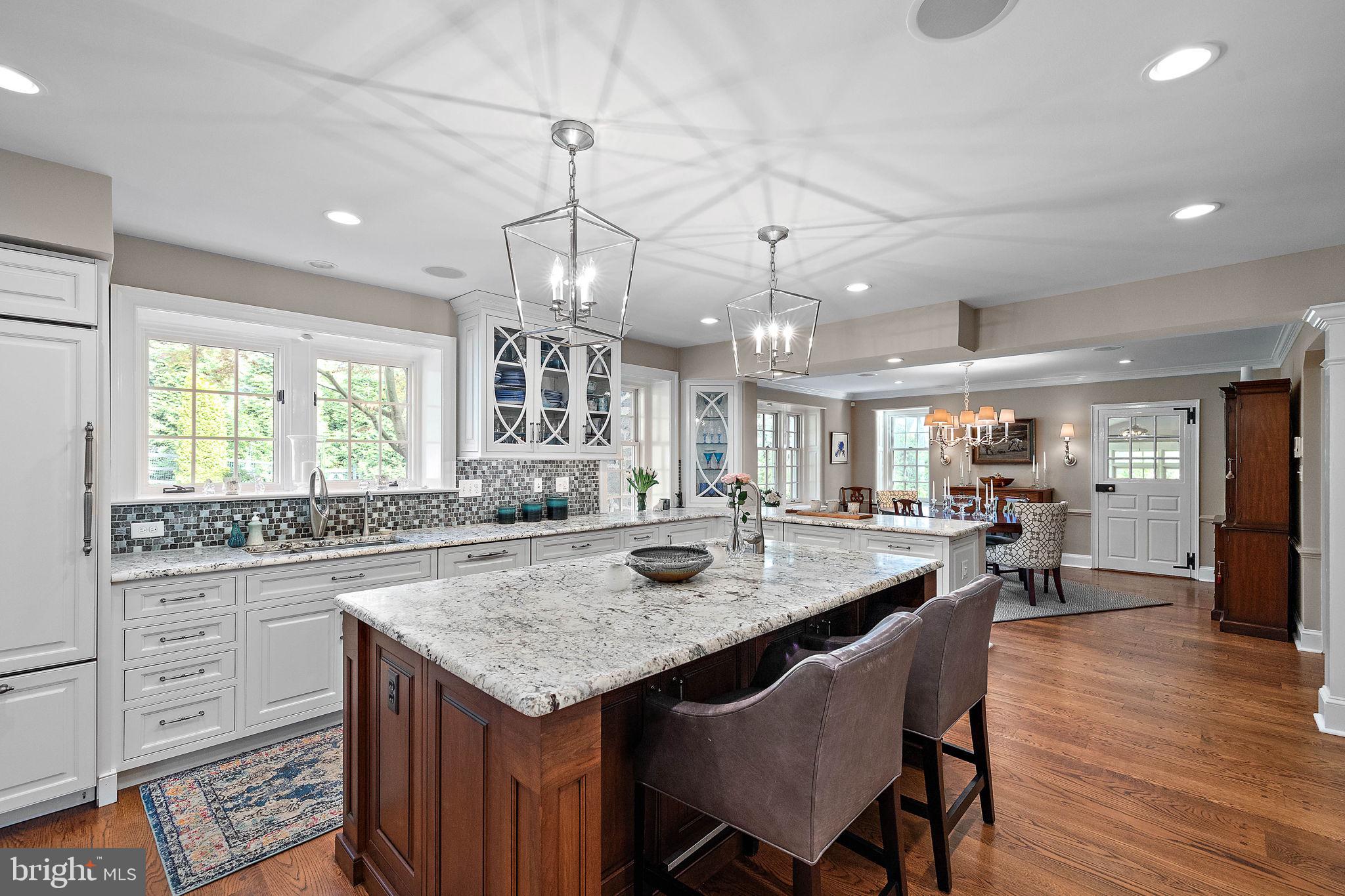 900 Overbrook Road Wilmington, DE 19807 - Photo 16 of 70 Eat-in large island