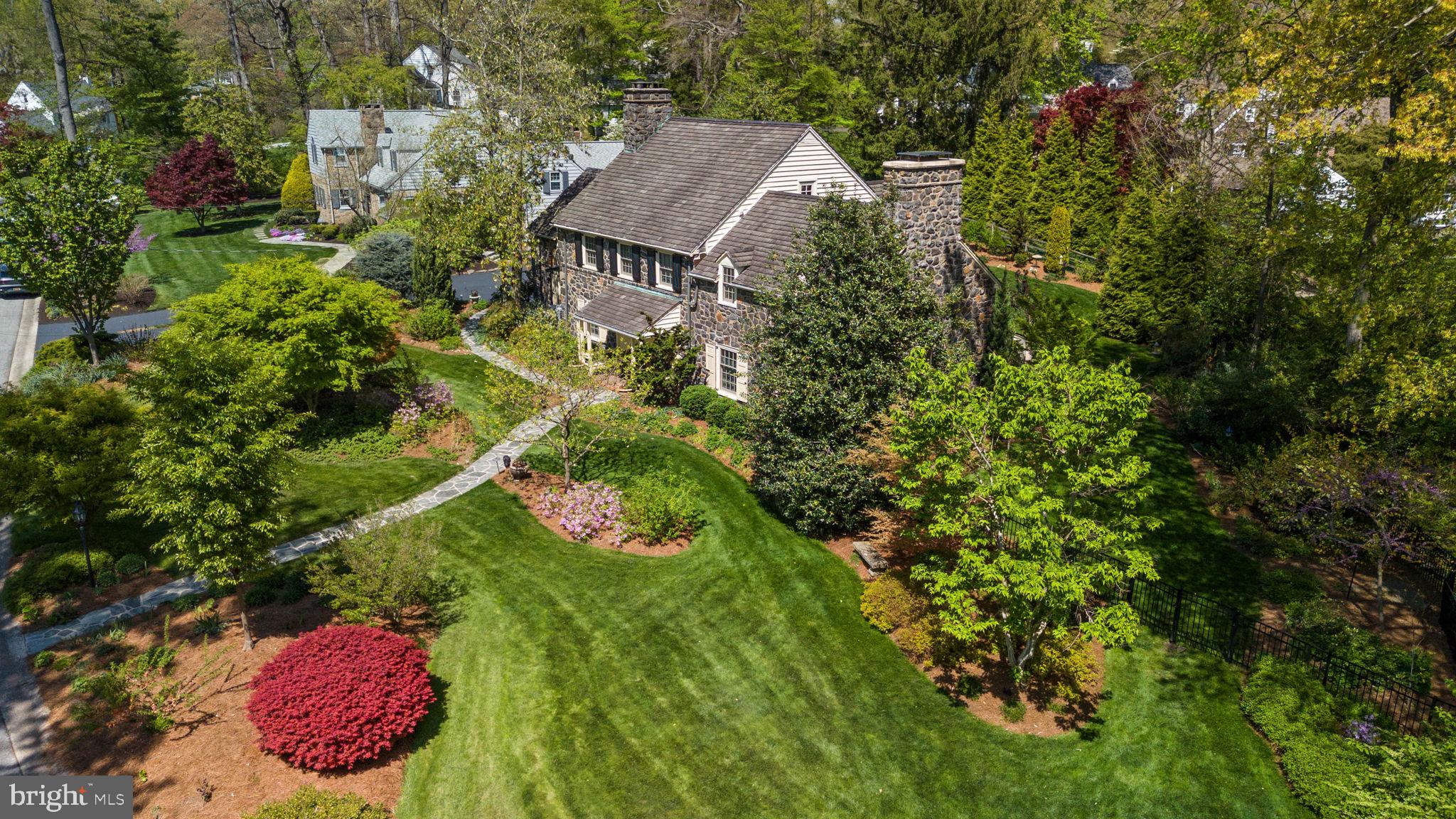 900 Overbrook Road Wilmington, DE 19807 - Photo 53 of 70 Look at the spring color