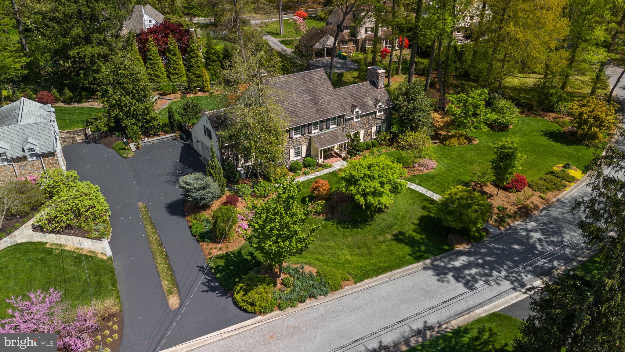 900 Overbrook Road Wilmington, DE 19807 - Photo 54 of 70 Plentiful parking in the driveway