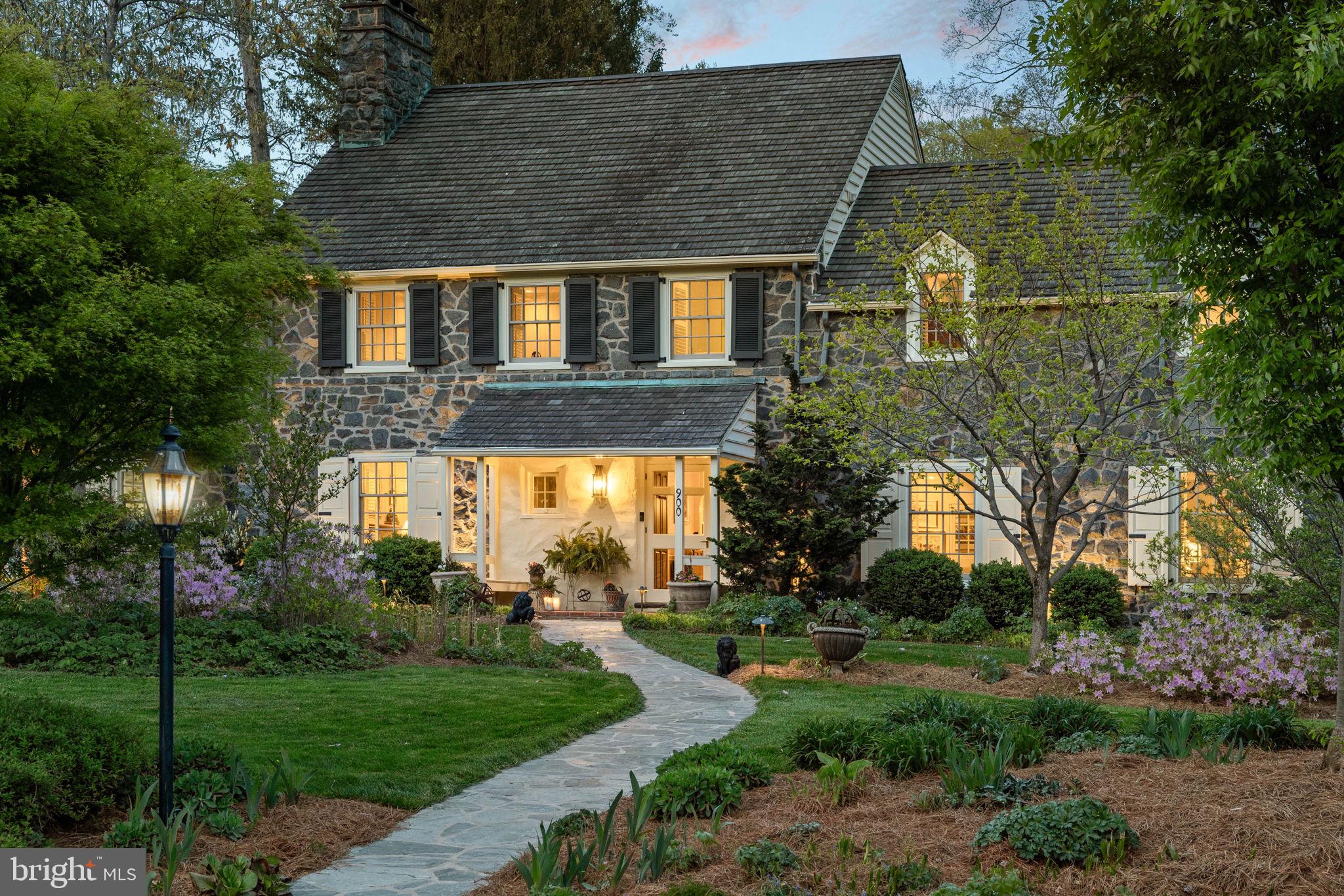 900 Overbrook Road Wilmington, DE 19807 - Photo 63 of 70 Twilight beauty