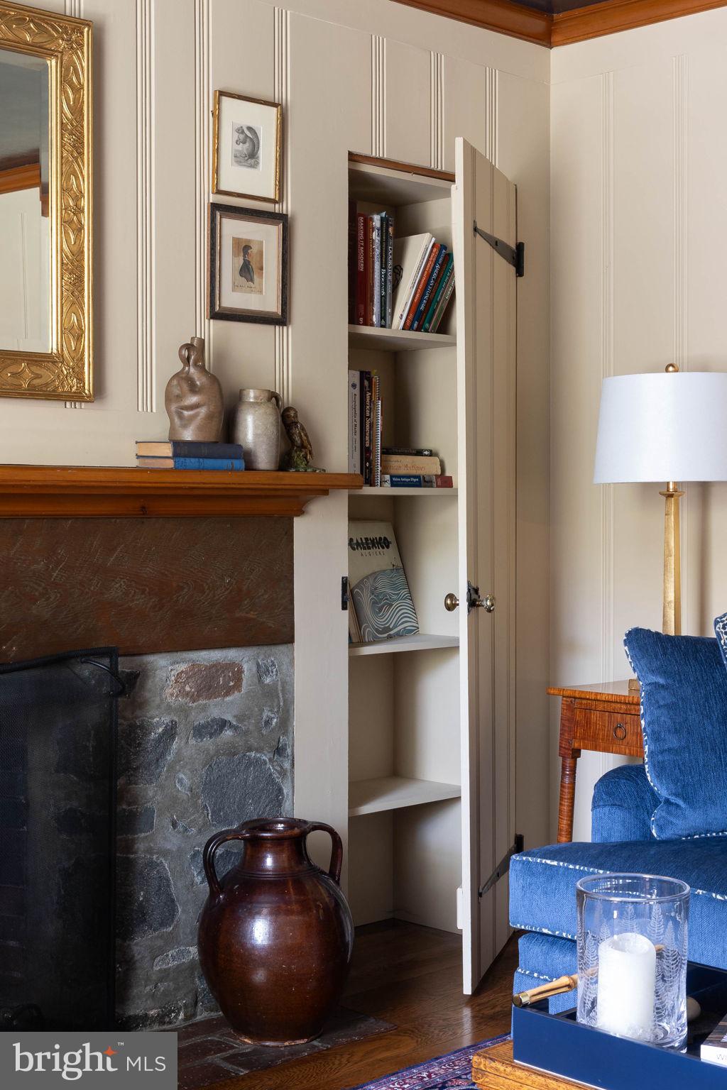 900 Overbrook Road Wilmington, DE 19807 - Photo 8 of 70 Built in nooks