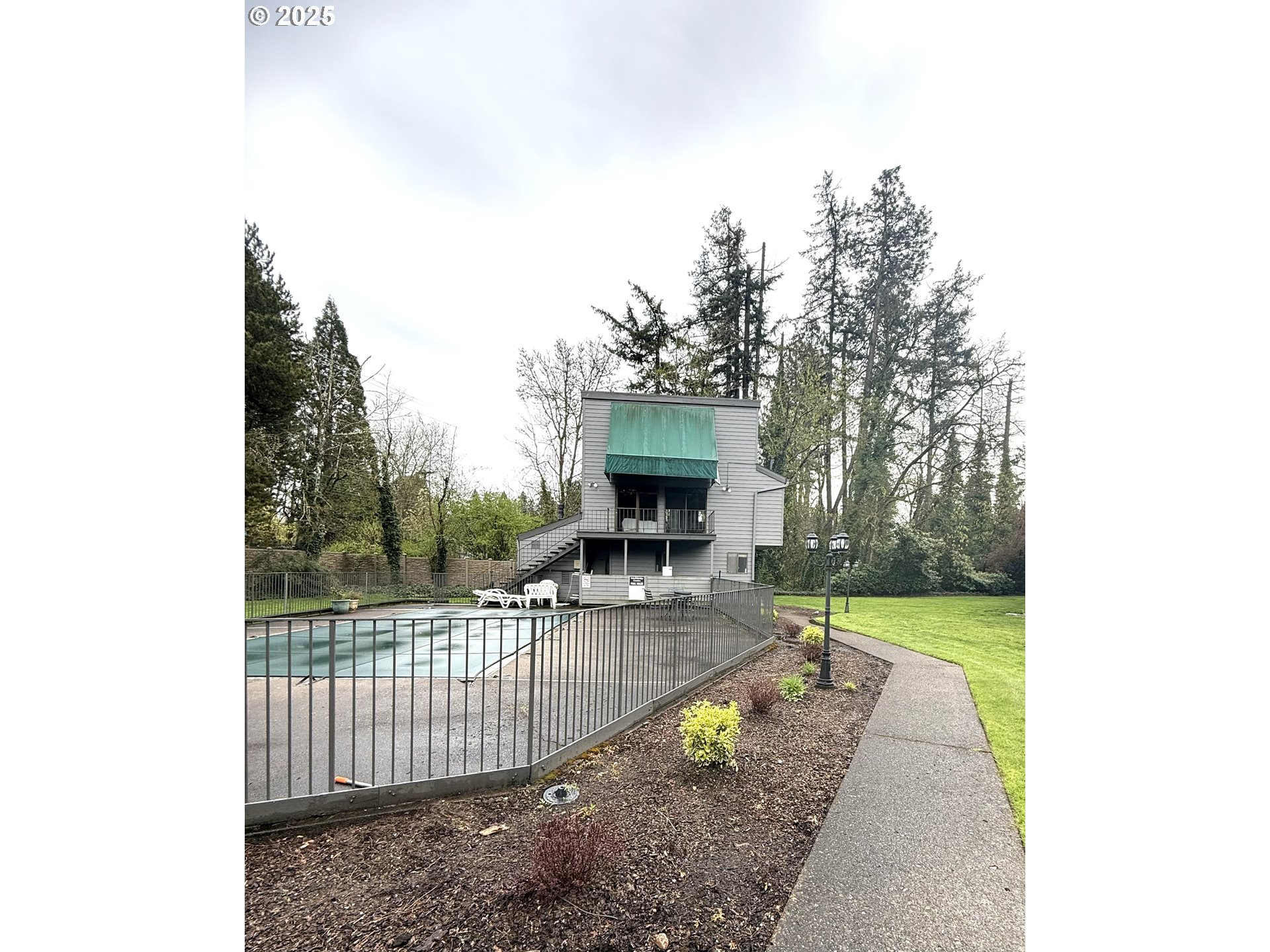 6745 Southwest Scholls Ferry Road, Unit 38 Beaverton, OR 97008 - Photo 18 of 23