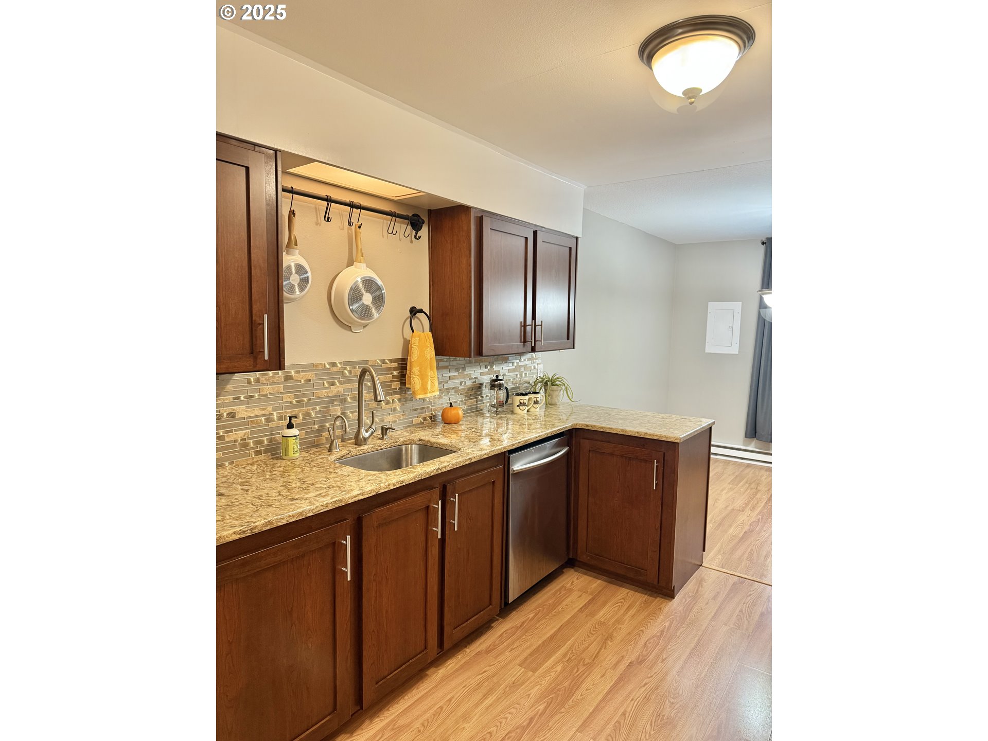 6745 Southwest Scholls Ferry Road, Unit 38 Beaverton, OR 97008 - Photo 3 of 23