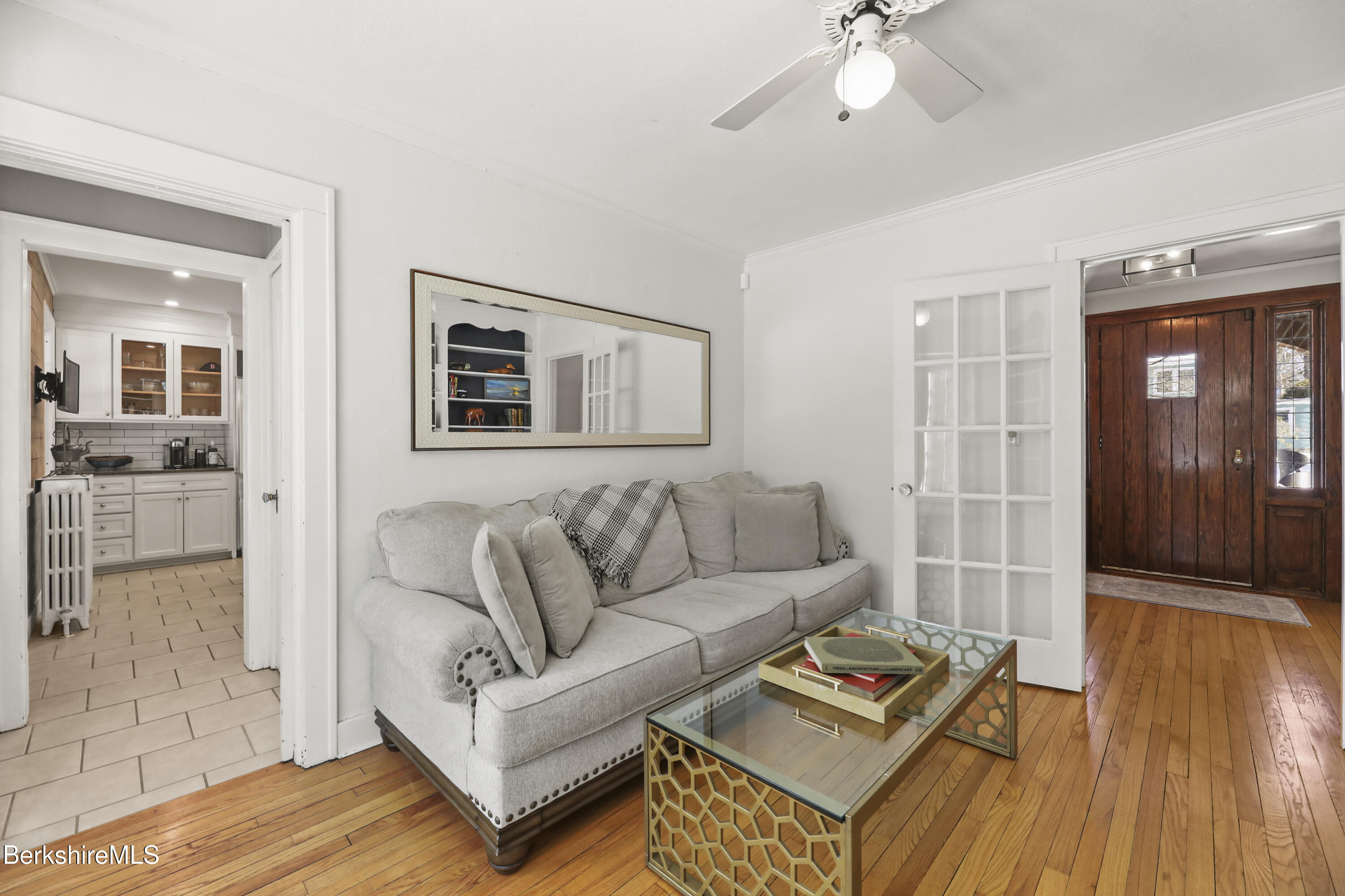 32 Brunswick Street Pittsfield, MA 01201 - Photo 17 of 49 17-Family Room