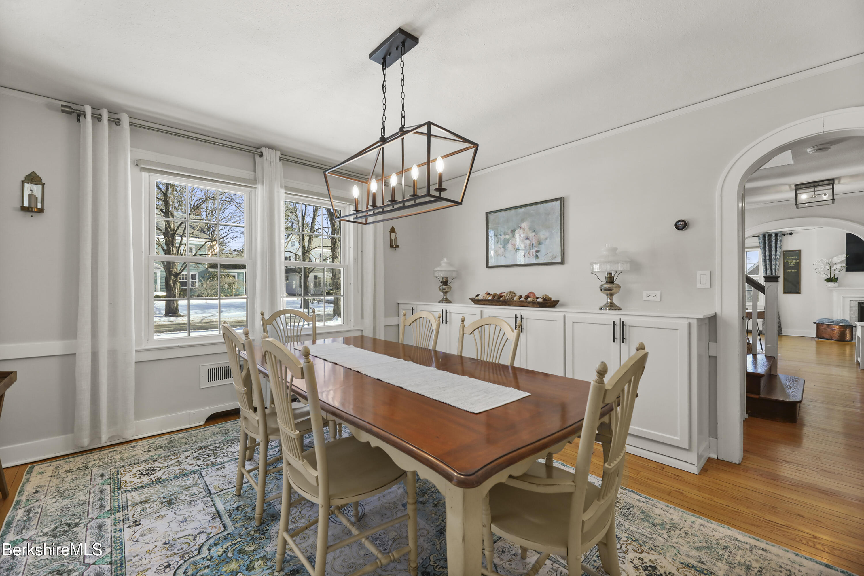 32 Brunswick Street Pittsfield, MA 01201 - Photo 21 of 49 21-Dining Room