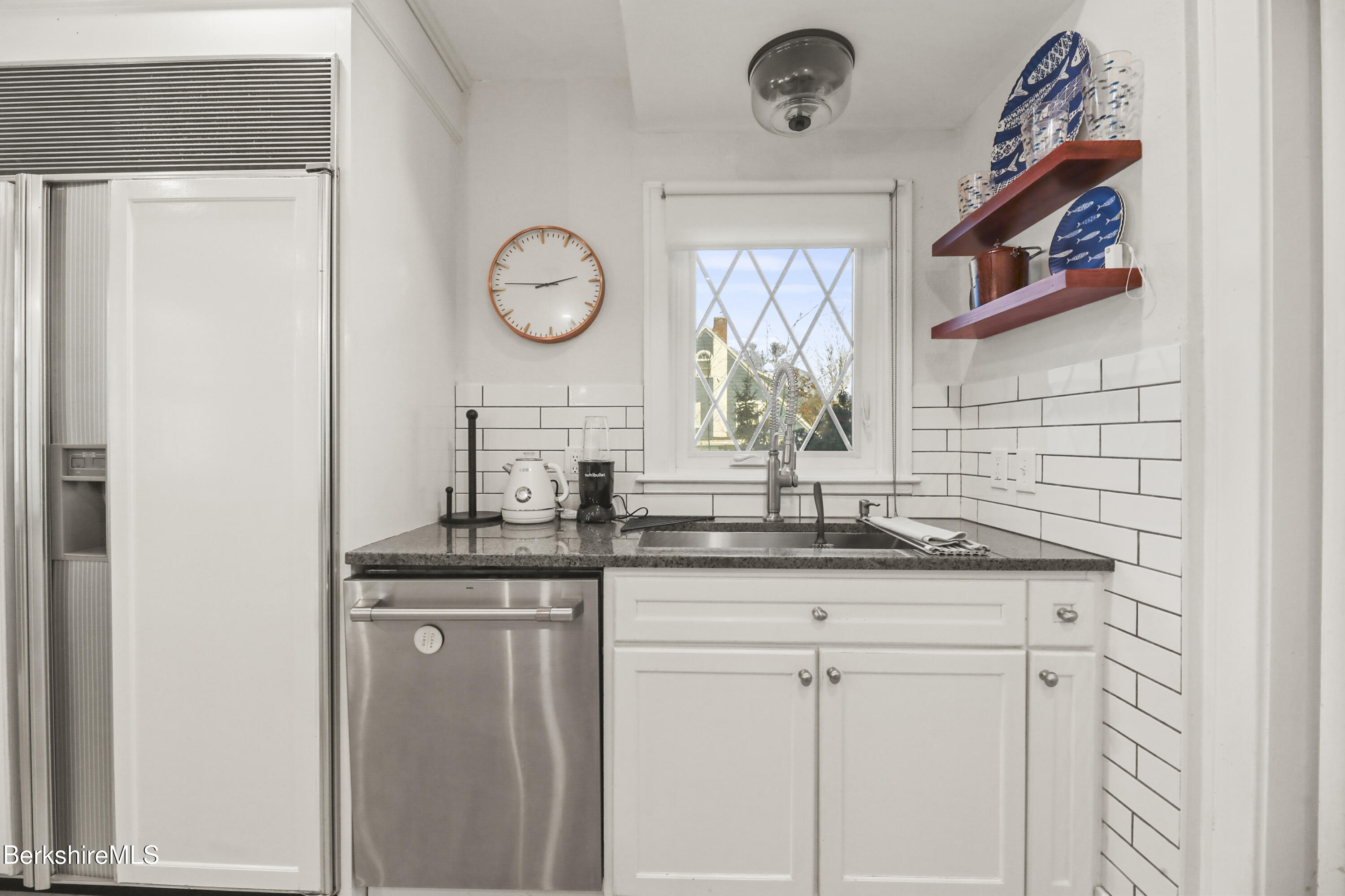 32 Brunswick Street Pittsfield, MA 01201 - Photo 27 of 49 27- Kitchen