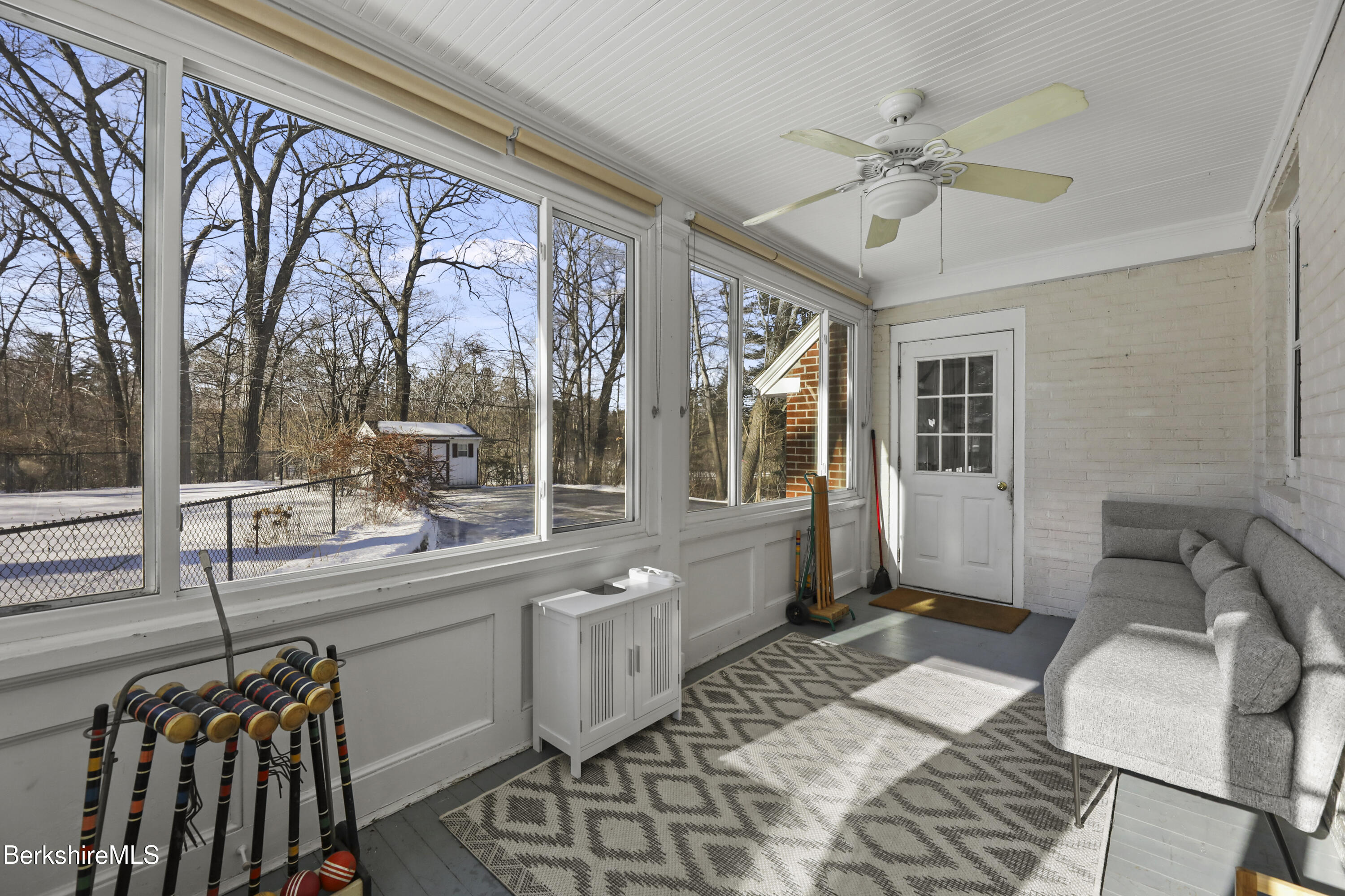 32 Brunswick Street Pittsfield, MA 01201 - Photo 28 of 49 28-Sun Room