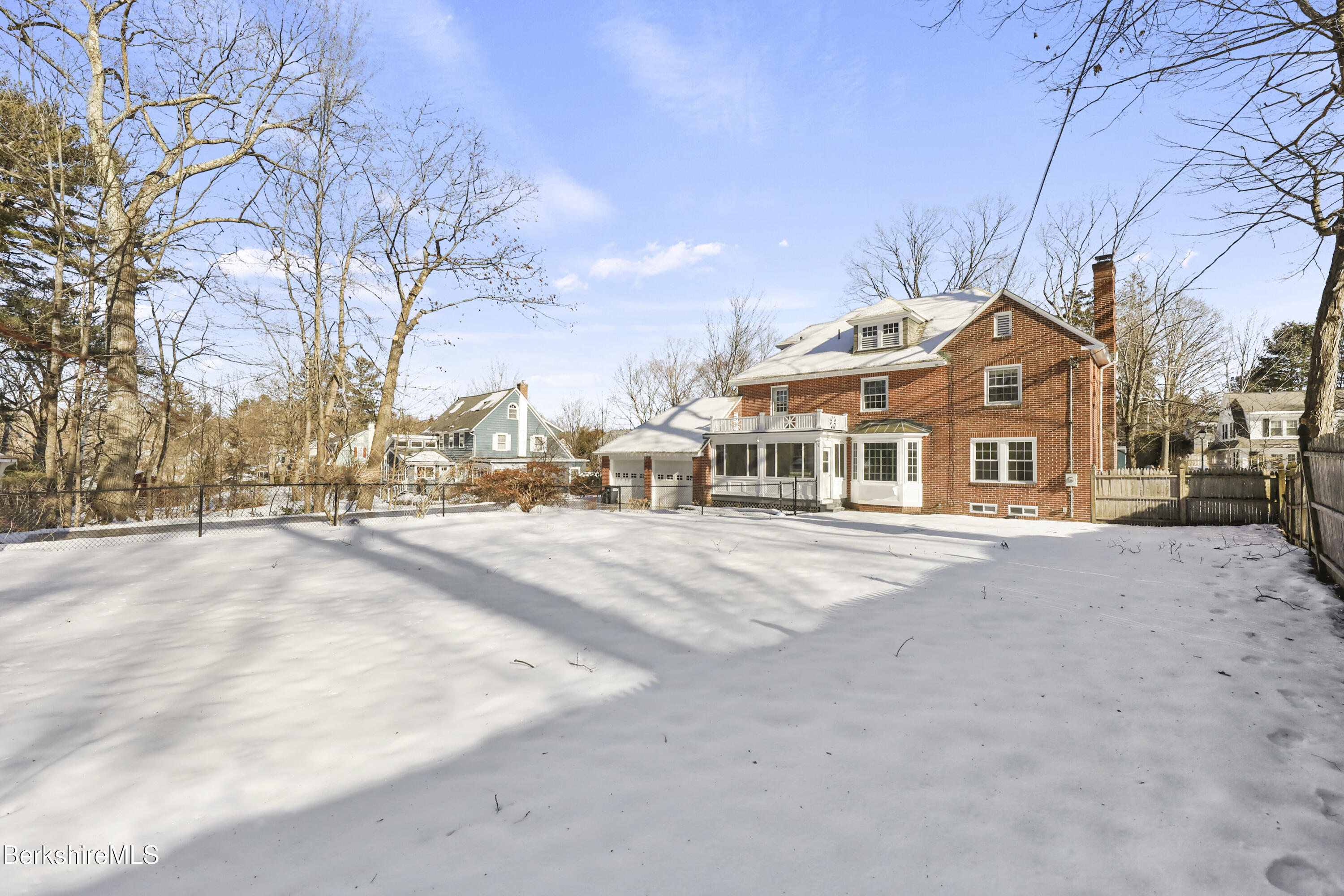 32 Brunswick Street Pittsfield, MA 01201 - Photo 5 of 49 5-Back Yard