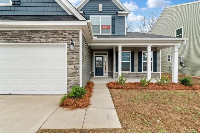 $469,990 | 361 Blue Oak Drive, Moncks Corner, SC 29461