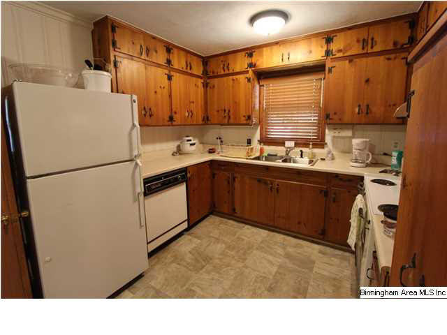 4118 Rice Avenue Anniston, AL 36206 - Photo 6 of 32