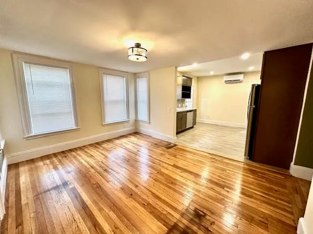 $2,000 | 37 Gordon Street, Unit 1, Waltham, MA 02453