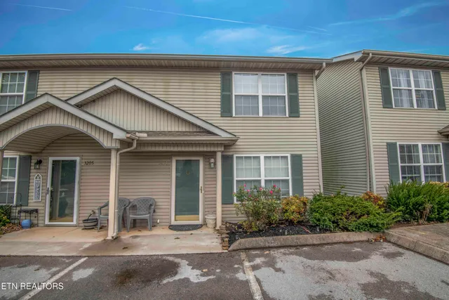 $219,000 | 3209 Quiet Way, Knoxville, TN 37918