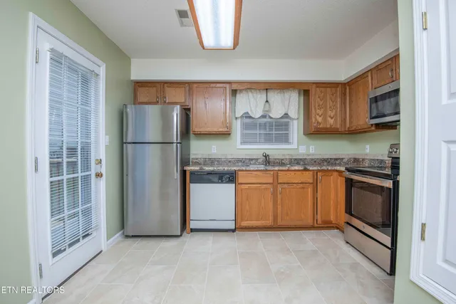 $219,000 | 3209 Quiet Way, Knoxville, TN 37918