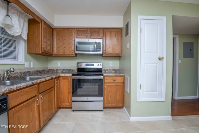 $219,000 | 3209 Quiet Way, Knoxville, TN 37918