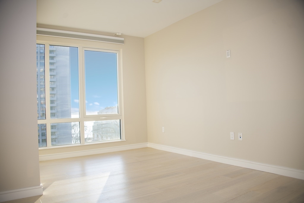 110 Broad Street, Unit 1002 Boston, MA 02110 - Photo 14 of 22