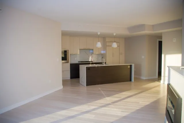 $7,500 | 110 Broad Street, Unit 1002, Boston, MA 02110