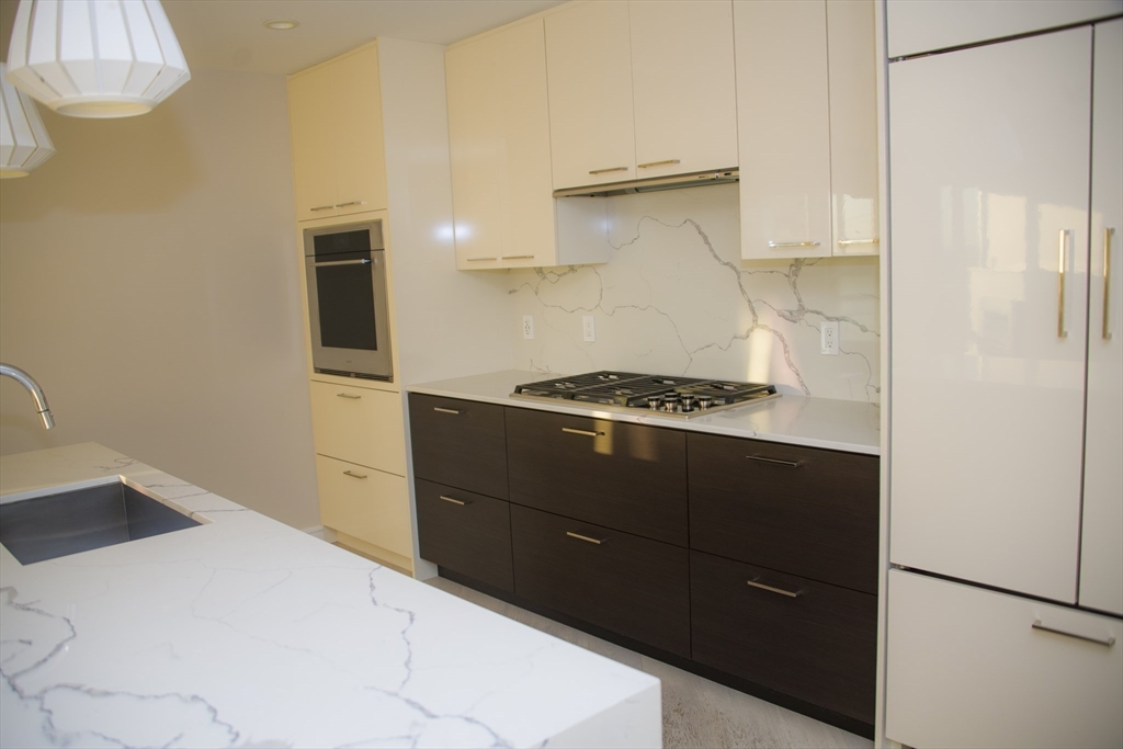 110 Broad Street, Unit 1002 Boston, MA 02110 - Photo 8 of 22