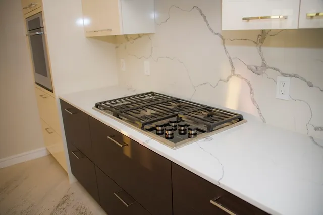 $7,500 | 110 Broad Street, Unit 1002, Boston, MA 02110