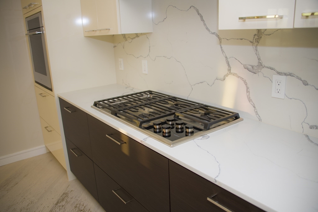 110 Broad Street, Unit 1002 Boston, MA 02110 - Photo 9 of 22