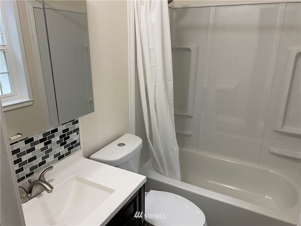 5673 Bethel Road Southeast, Unit 41 Port Orchard, WA 98367 - Photo 10 of 11 Gallery Image 10
