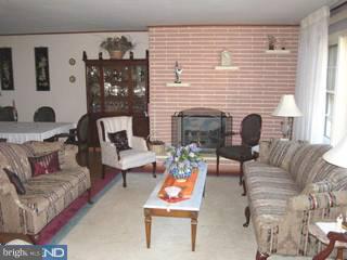 727 Croton Road Wayne, PA 19087 - Photo 2 of 6