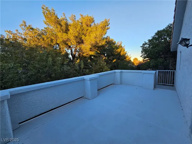 $2,495 | 9520 Rancho Palmas Drive, Las Vegas, NV 89117