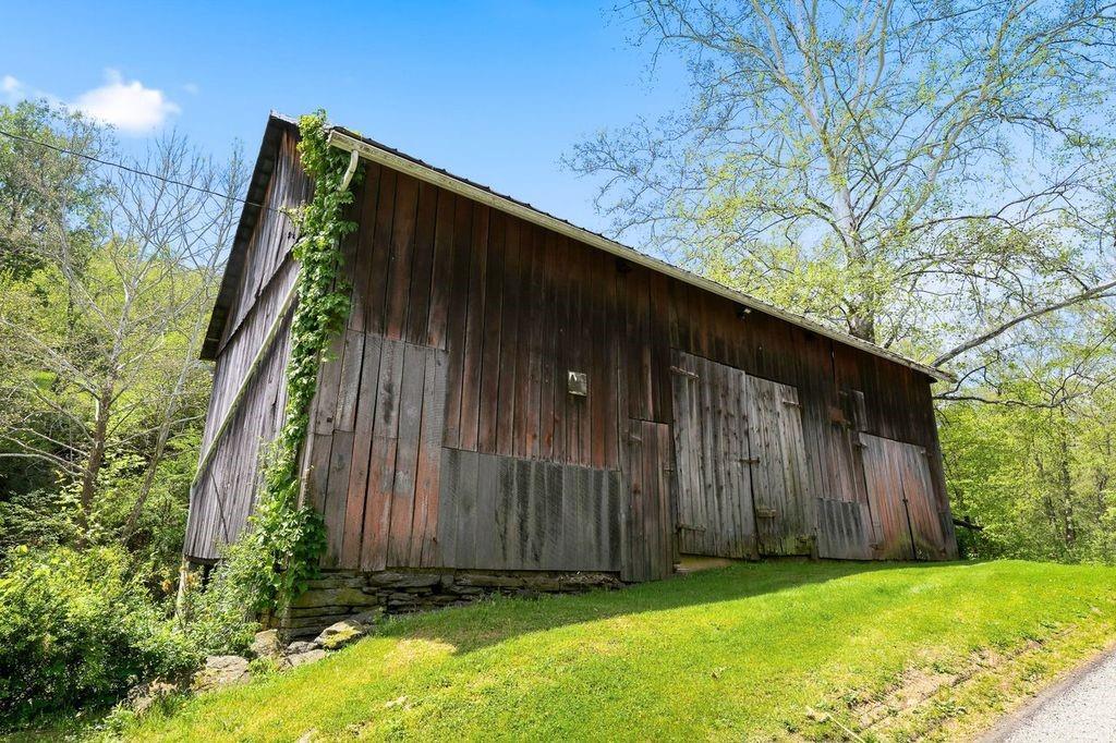 120 Center Highlands Road Waynesburg, PA 15370 - Photo 35 of 47