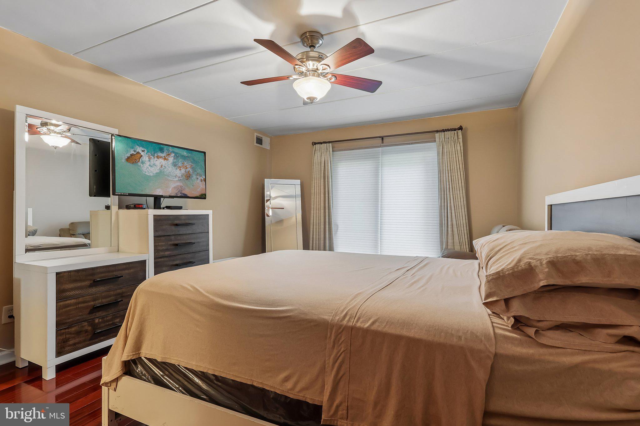 20102 Delaire Landing Road, Unit 102 Philadelphia, PA 19114 - Photo 18 of 31