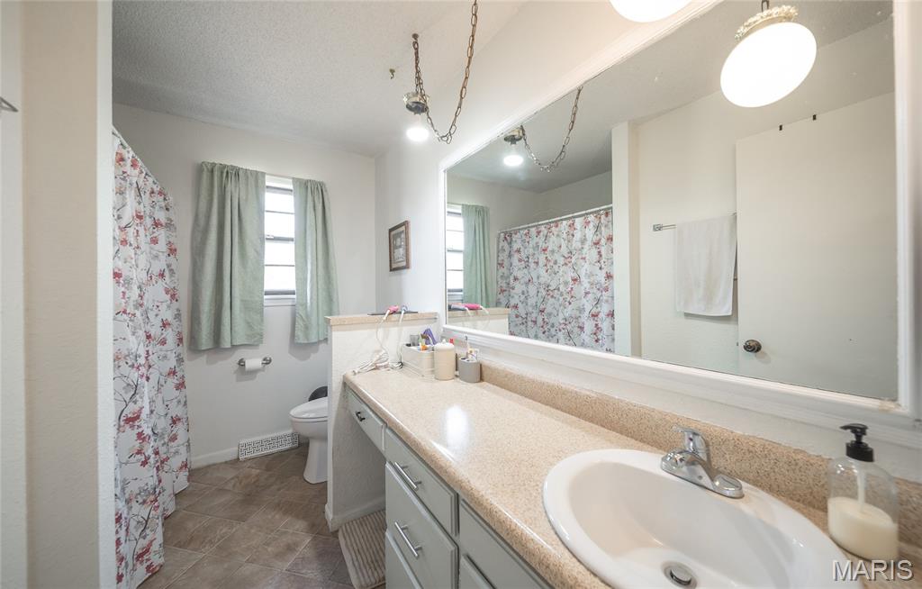 1500 Independence Road Rolla, MO 65401 - Photo 21 of 42