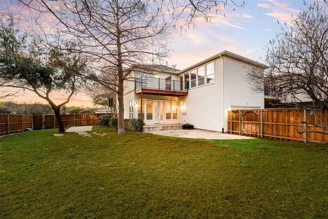 $699,900 | 3114 University Park Lane, Irving, TX 75062