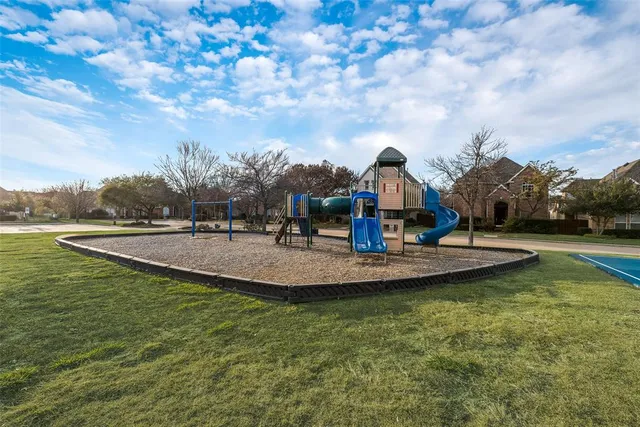 $699,900 | 3114 University Park Lane, Irving, TX 75062